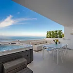 Luxury Triplex, Pool, Jacuzzi - Aqua A03 By Hermosa Acantilado de los Gigantes