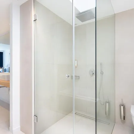 Luxury Sea View With Private Pool, Sauna & Jacuzzi By Hermosa Apartment
